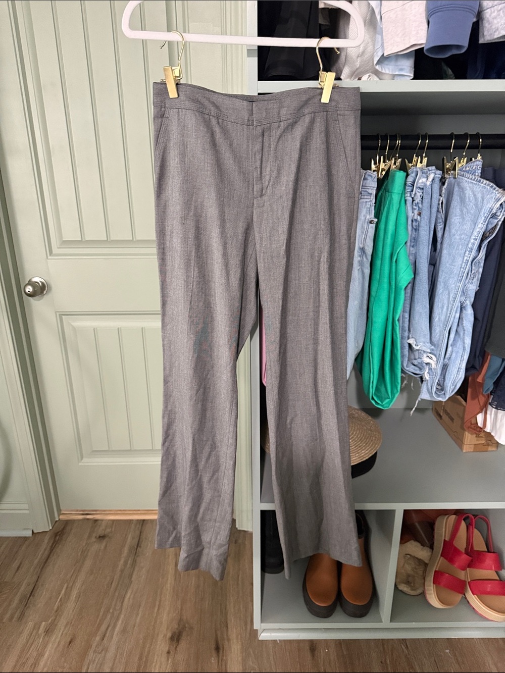 Banana Republic Gray Dress Pants - Classic Straight Fit